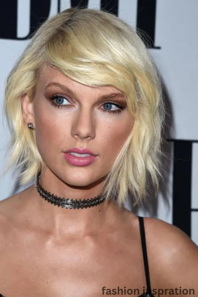 Taylor Swift Without Make Up During Tours